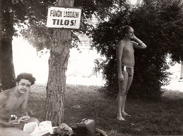 strandon Tilos.jpg